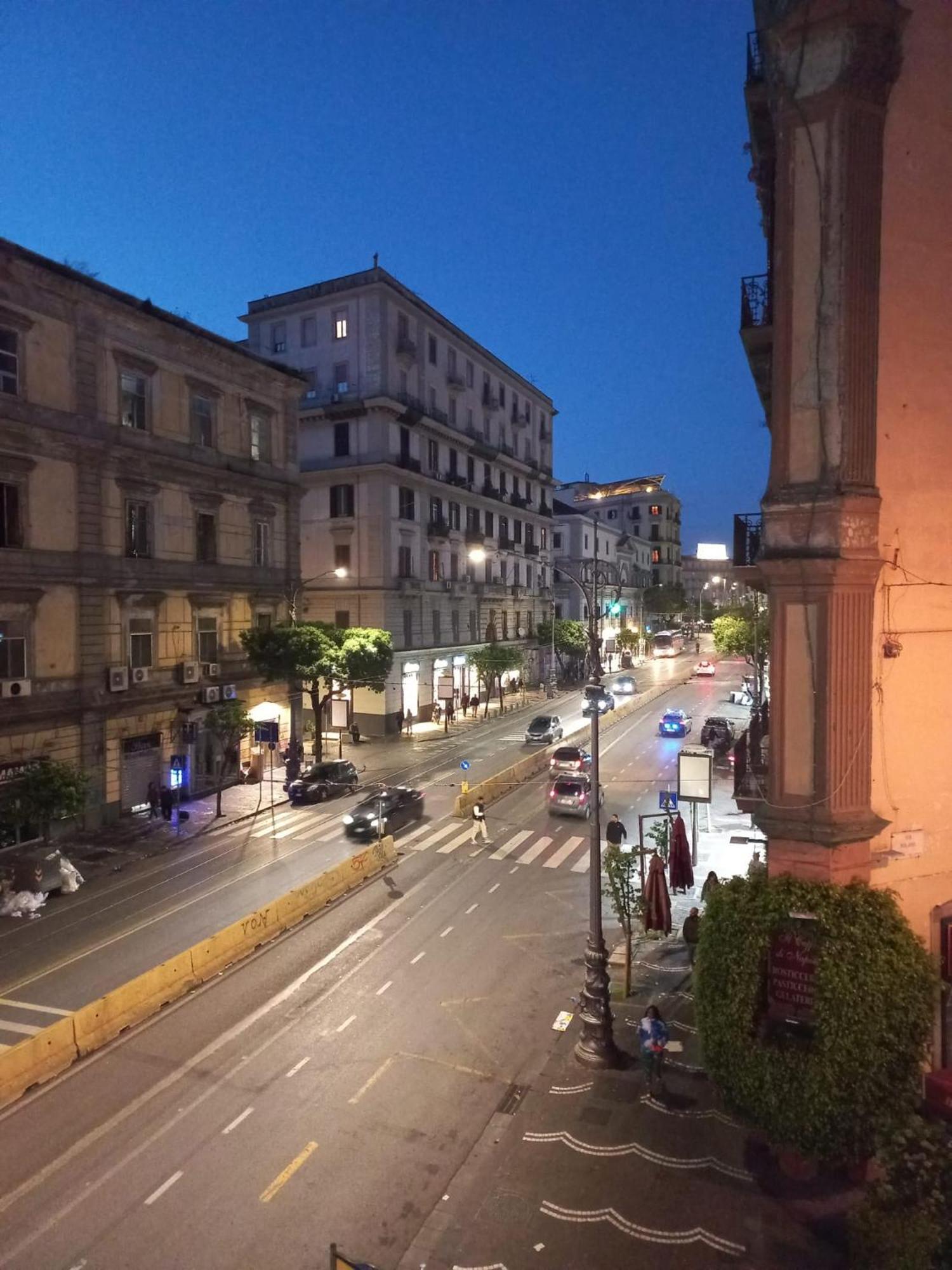 Ferienwohnung La Dimora Di Cinzia Neapel Exterior foto